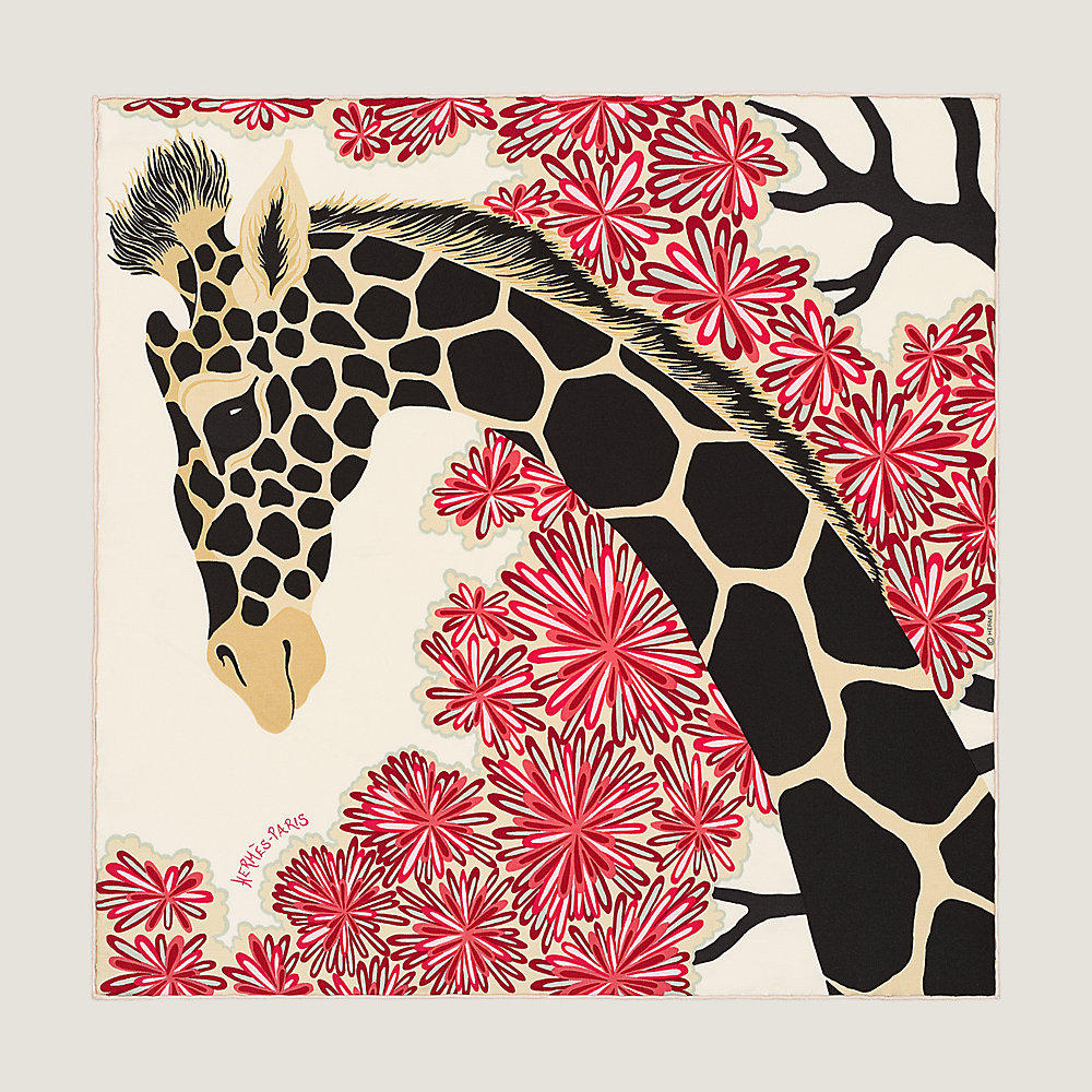 【さりげなく華やかに】HERMES Fede Ever Herakles The Three Graces Zoom scarf 45 | Hermès Finland